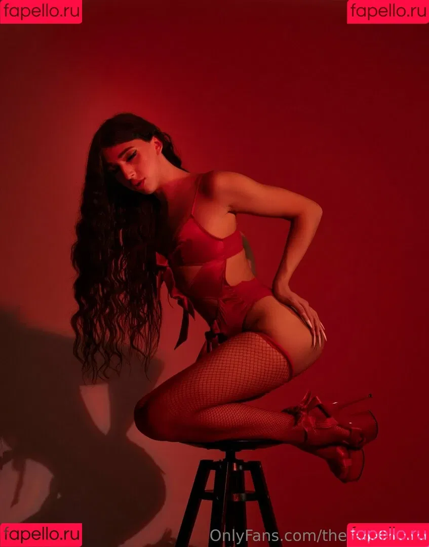 theginadivine / theginadivine.official Onlyfans Photo Gallery 