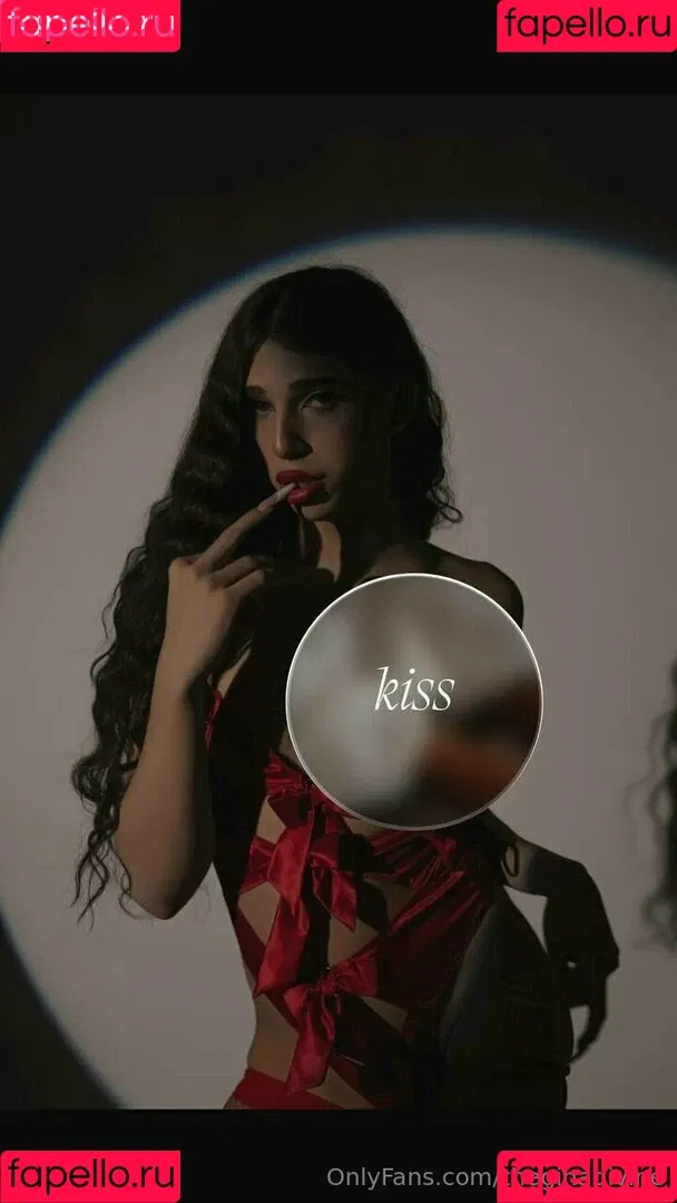 theginadivine / theginadivine.official Onlyfans Photo Gallery 