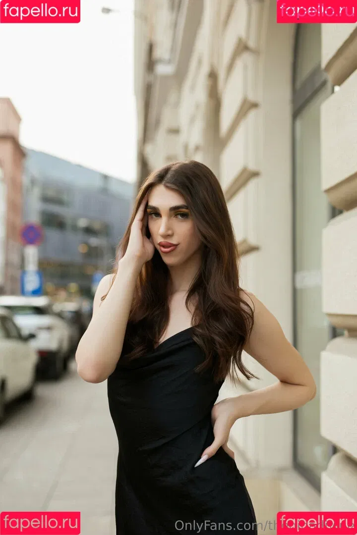 theginadivine / theginadivine.official Onlyfans Photo Gallery 