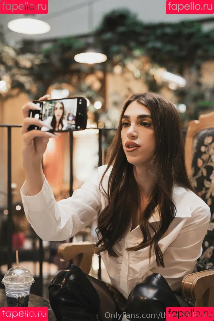 theginadivine / theginadivine.official Onlyfans Photo Gallery 