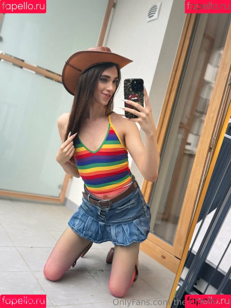 theginadivine / theginadivine.official Onlyfans Photo Gallery 