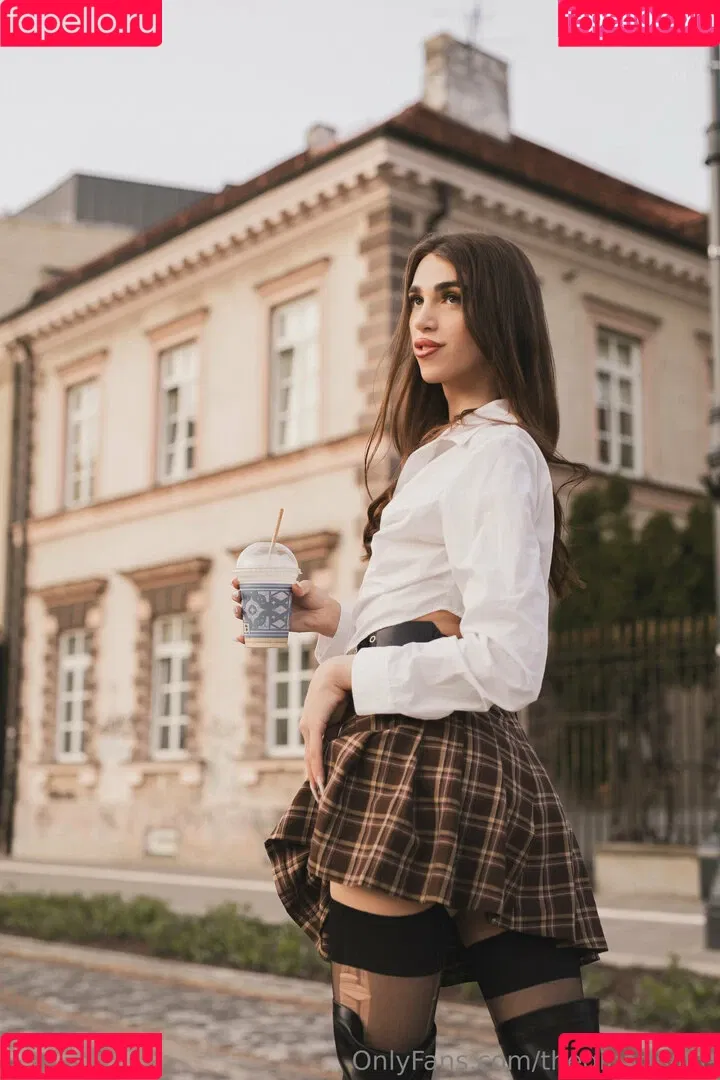 theginadivine / theginadivine.official Onlyfans Photo Gallery 