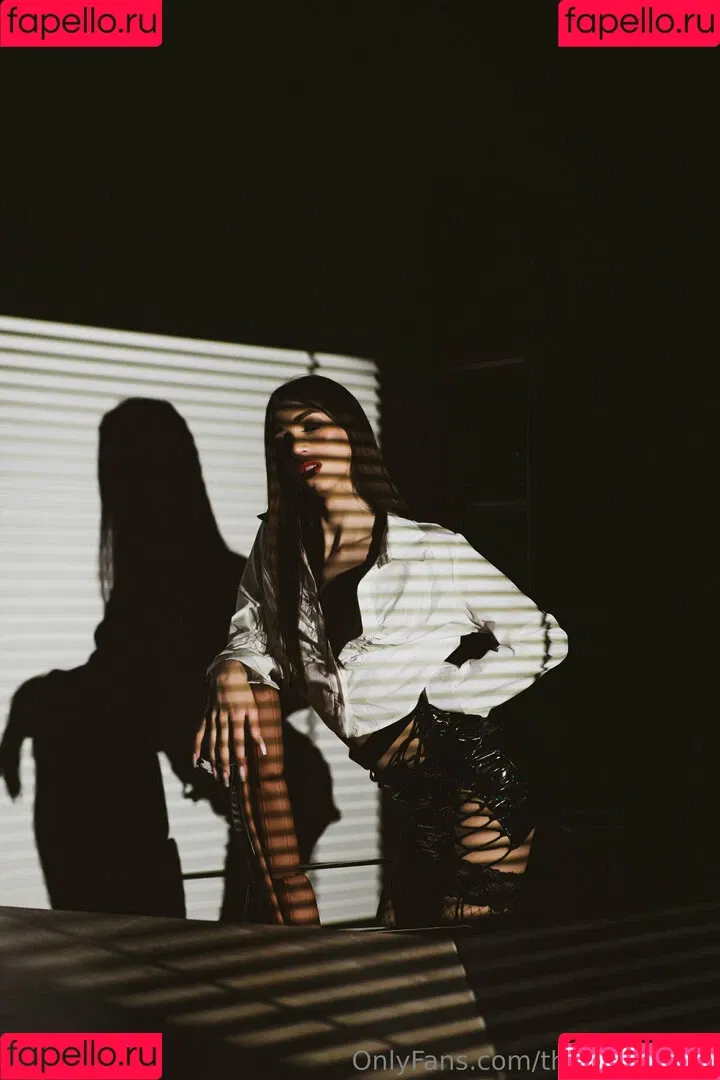 theginadivine / theginadivine.official Onlyfans Photo Gallery 