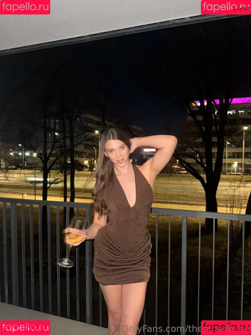 theginadivine / theginadivine.official Onlyfans Photo Gallery 