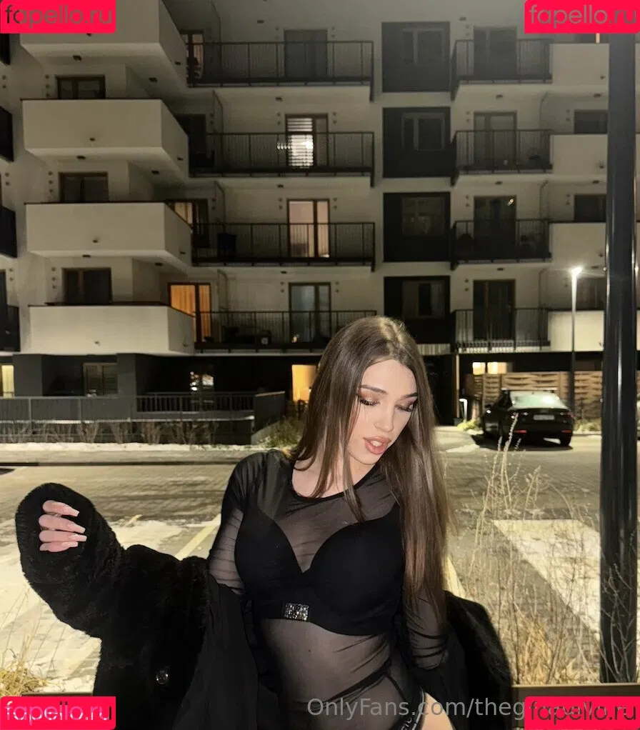 theginadivine / theginadivine.official Onlyfans Photo Gallery 