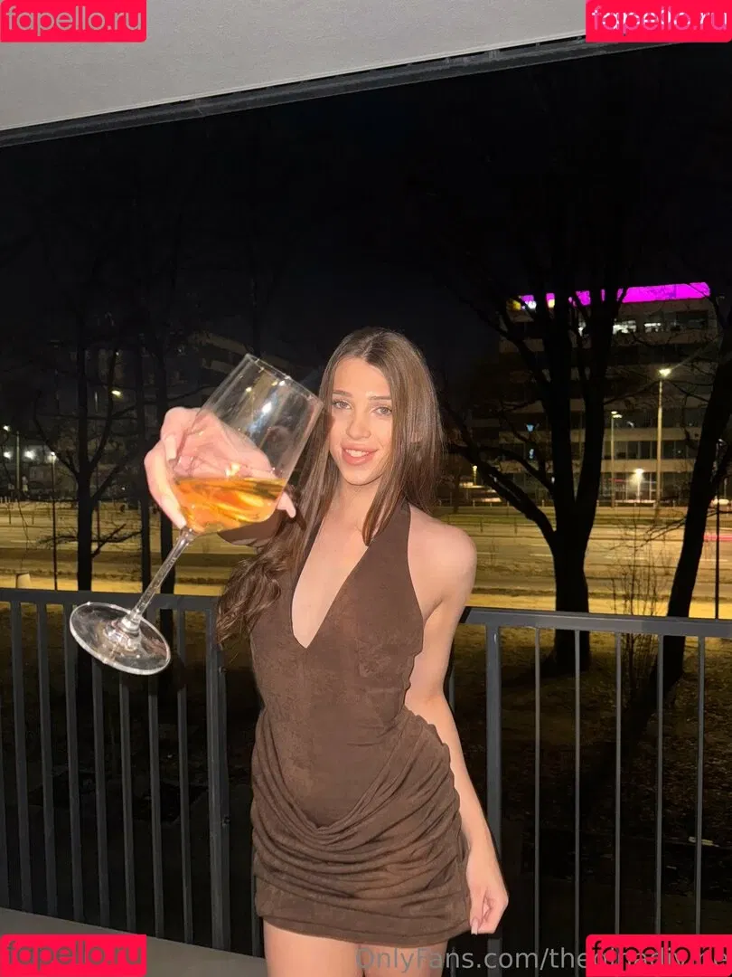 theginadivine / theginadivine.official Onlyfans Photo Gallery 