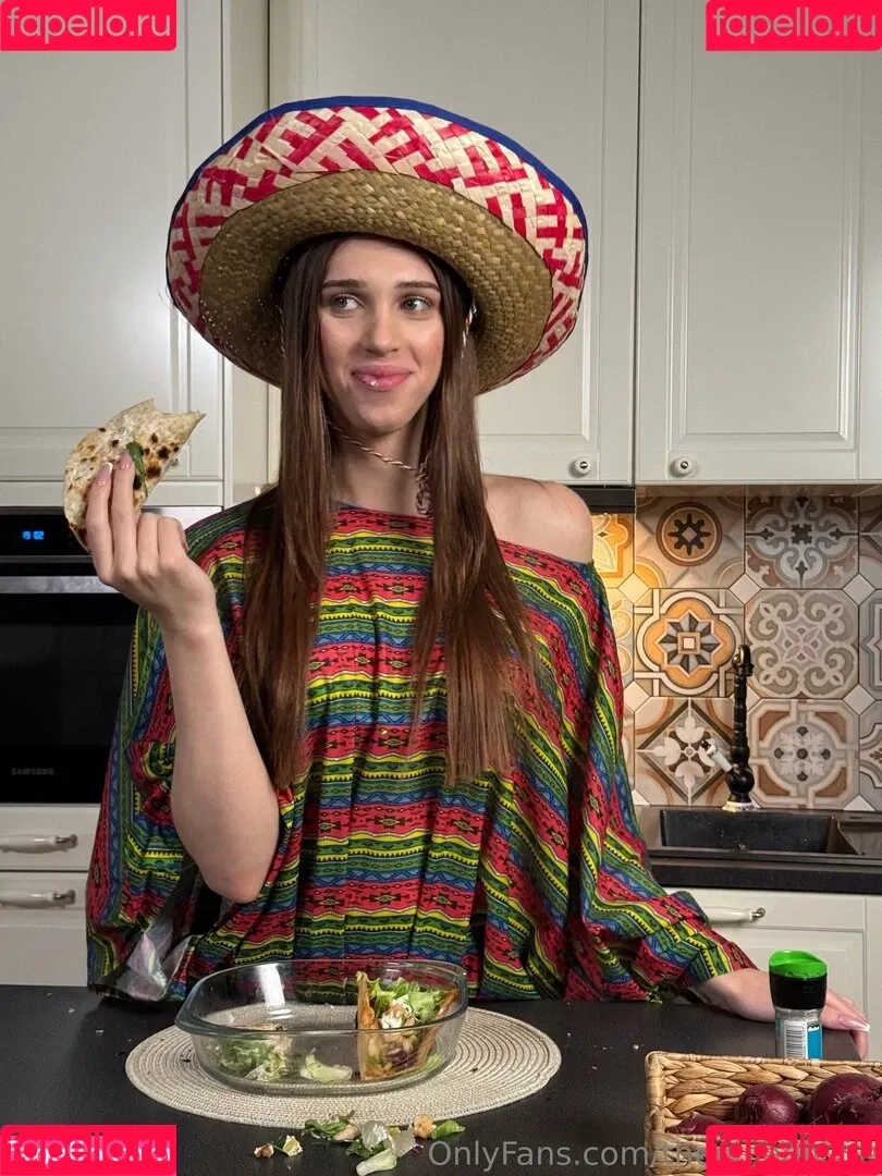 theginadivine / theginadivine.official Onlyfans Photo Gallery 