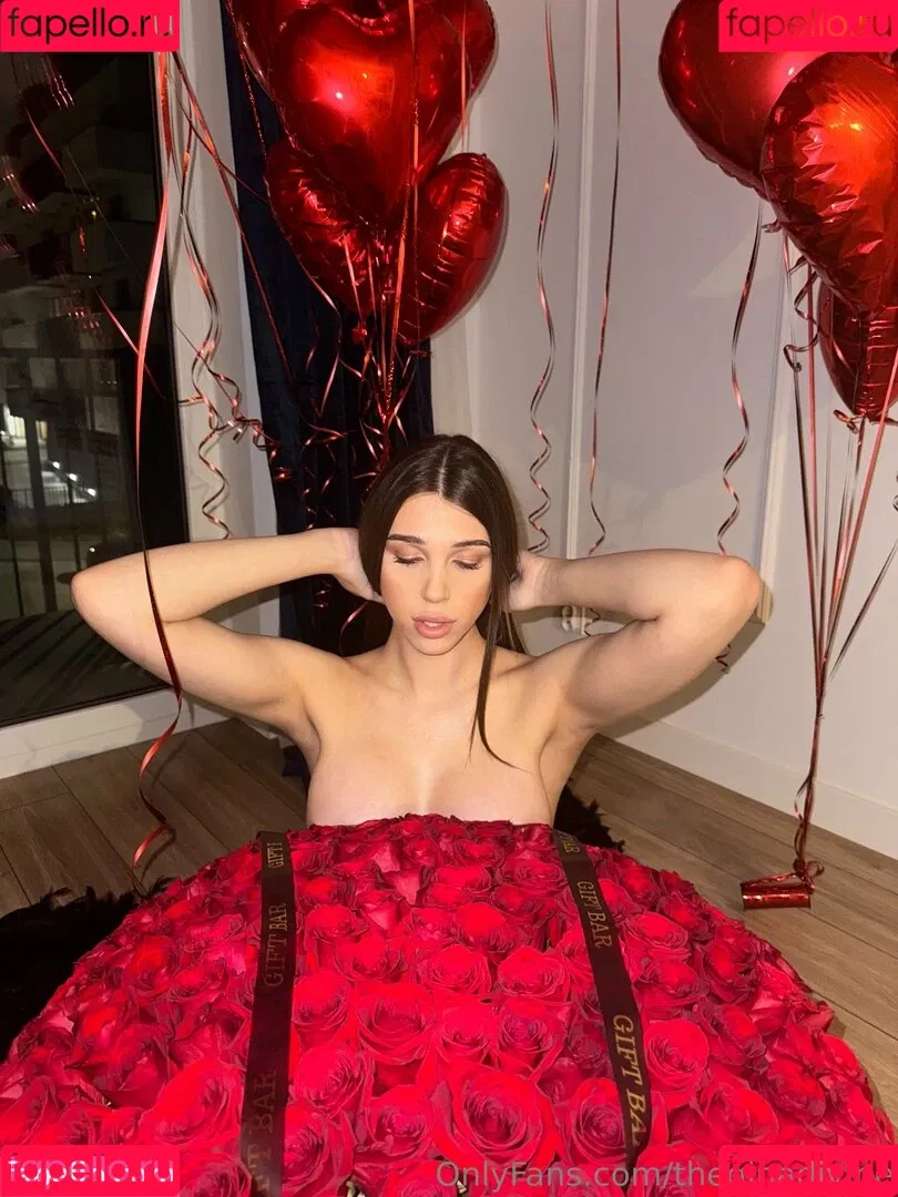 theginadivine / theginadivine.official Onlyfans Photo Gallery 