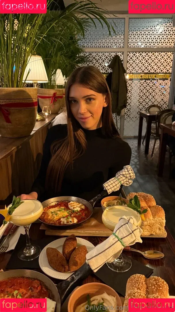 theginadivine / theginadivine.official Onlyfans Photo Gallery 