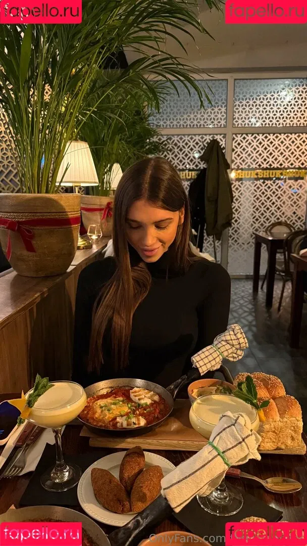 theginadivine / theginadivine.official Onlyfans Photo Gallery 