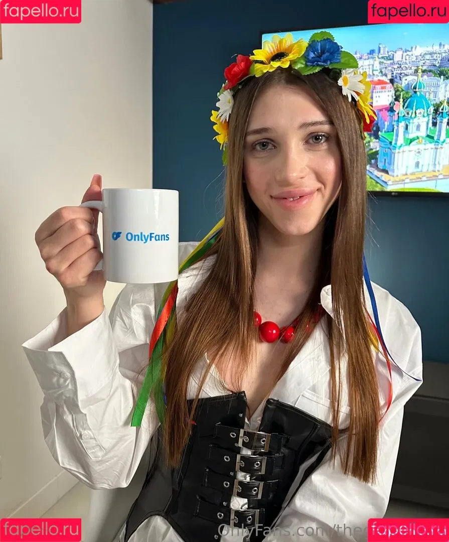 theginadivine / theginadivine.official Onlyfans Photo Gallery 