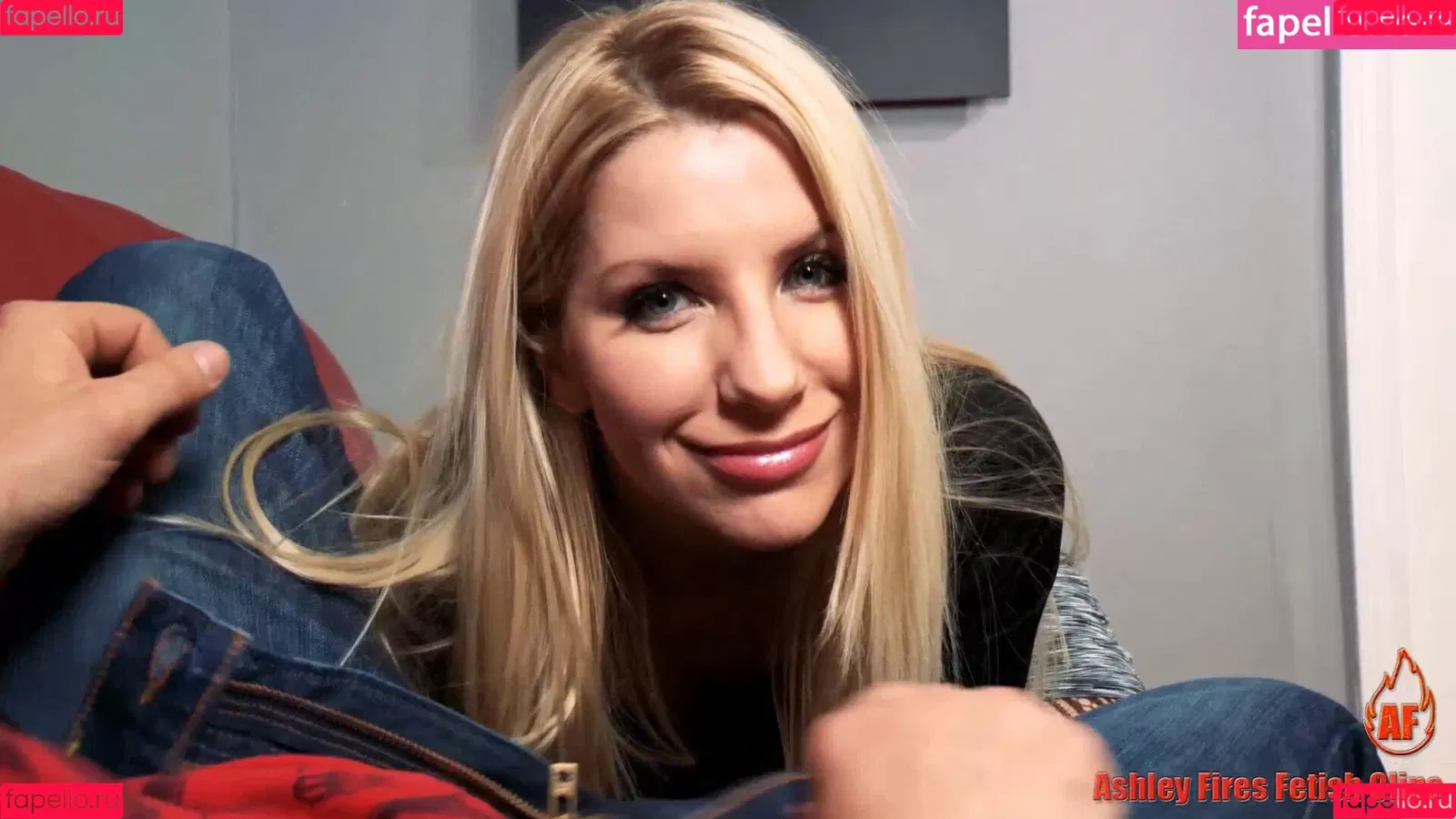 Ashley Fires / alternateashley / ashleyfires Onlyfans Photo Gallery 