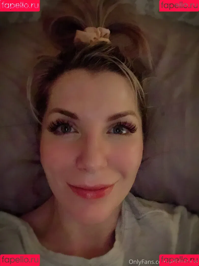 Ashley Fires / alternateashley / ashleyfires Onlyfans Photo Gallery 