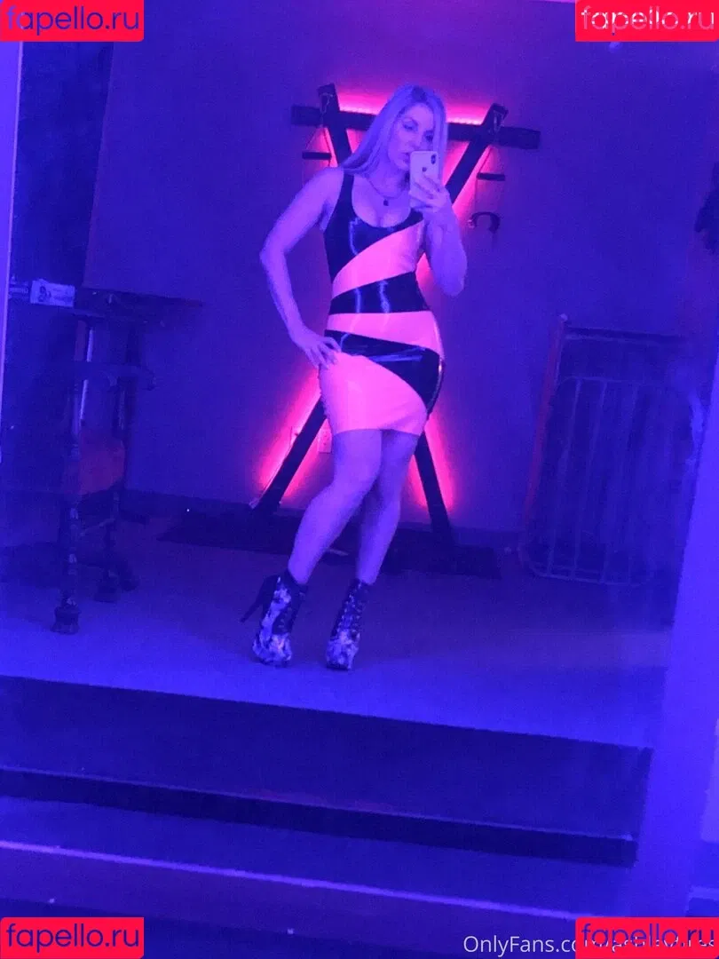 Ashley Fires / alternateashley / ashleyfires Onlyfans Photo Gallery 