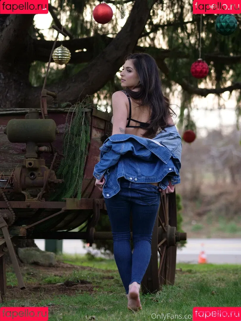 Leah Gotti / https: / leah_gotti__ / leahgotti / leahgotti___ Onlyfans Photo Gallery 