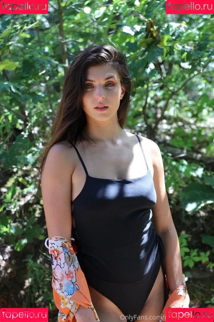 Leah Gotti / https: / leah_gotti__ / leahgotti / leahgotti___ Onlyfans Photo Gallery 