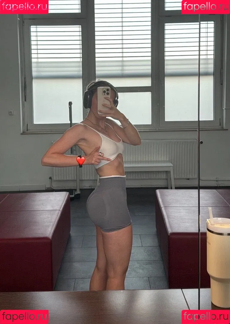 ambermg_vip / prncss.ember / prncss_amber Onlyfans Photo Gallery 