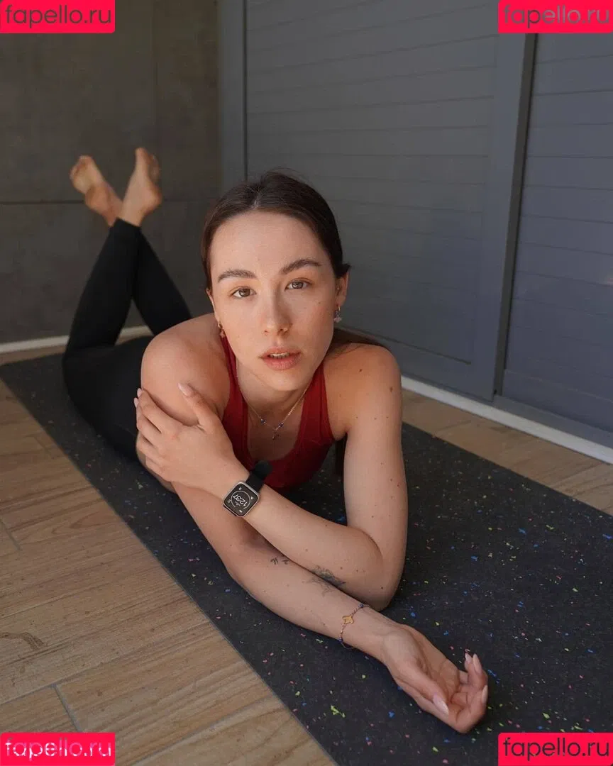 Aurora Ramazzotti / Michelle Hunziker's daughter / therealauroragram Onlyfans Photo Gallery 