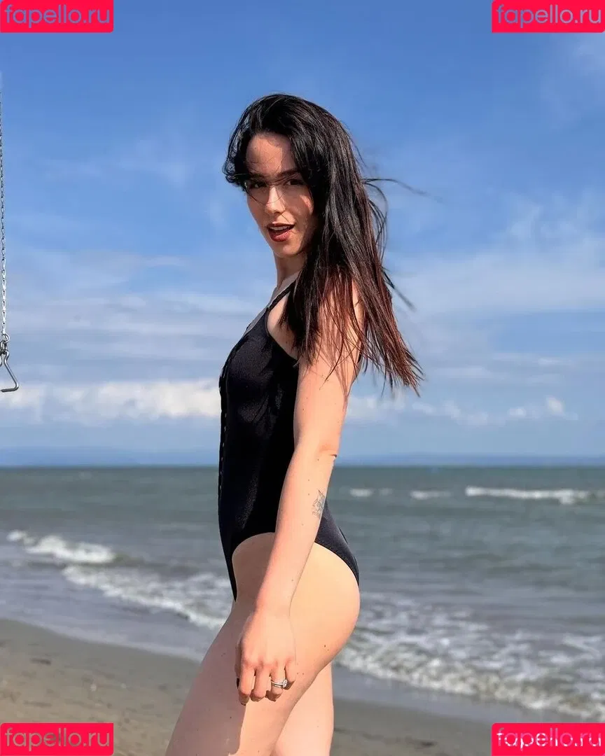 Aurora Ramazzotti / Michelle Hunziker's daughter / therealauroragram Onlyfans Photo Gallery 