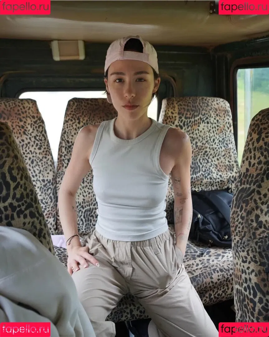 Aurora Ramazzotti / Michelle Hunziker's daughter / therealauroragram Onlyfans Photo Gallery 