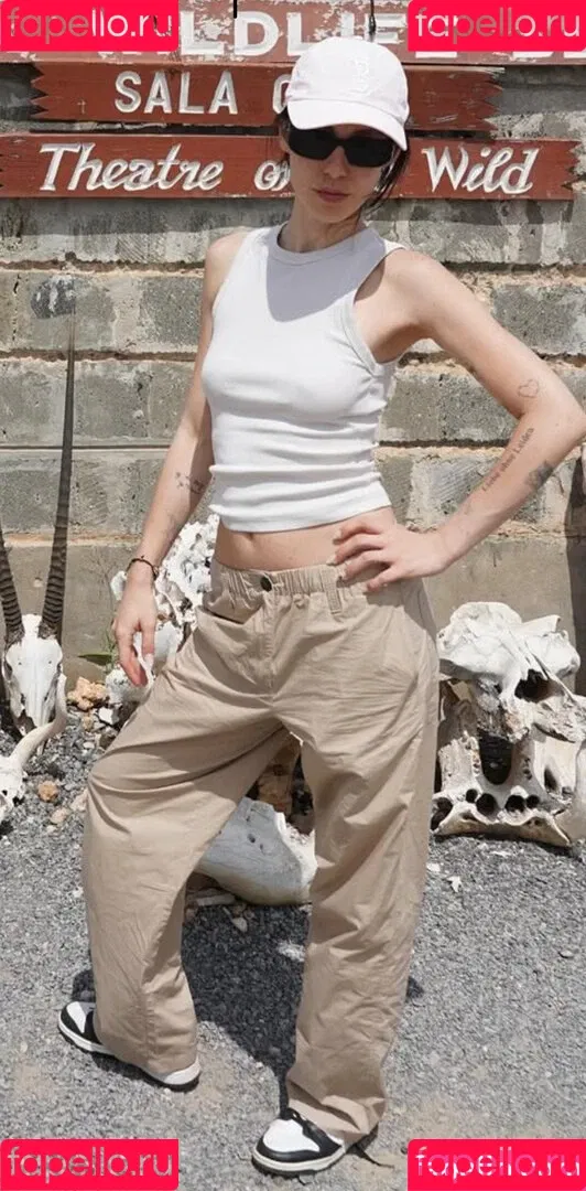 Aurora Ramazzotti / Michelle Hunziker's daughter / therealauroragram Onlyfans Photo Gallery 