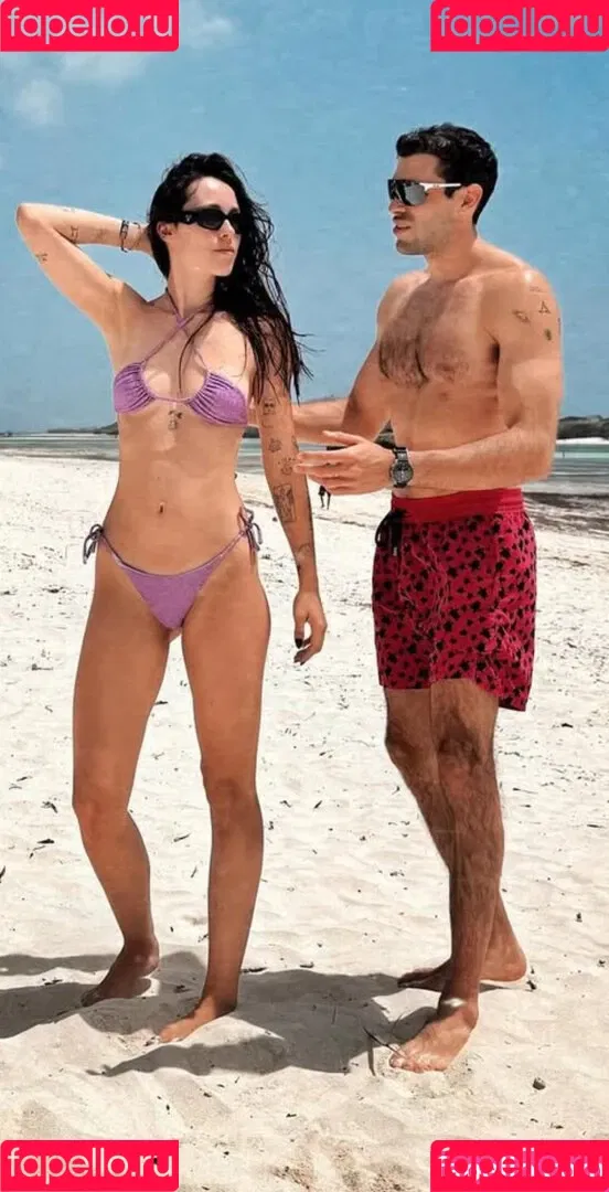 Aurora Ramazzotti / Michelle Hunziker's daughter / therealauroragram Onlyfans Photo Gallery 