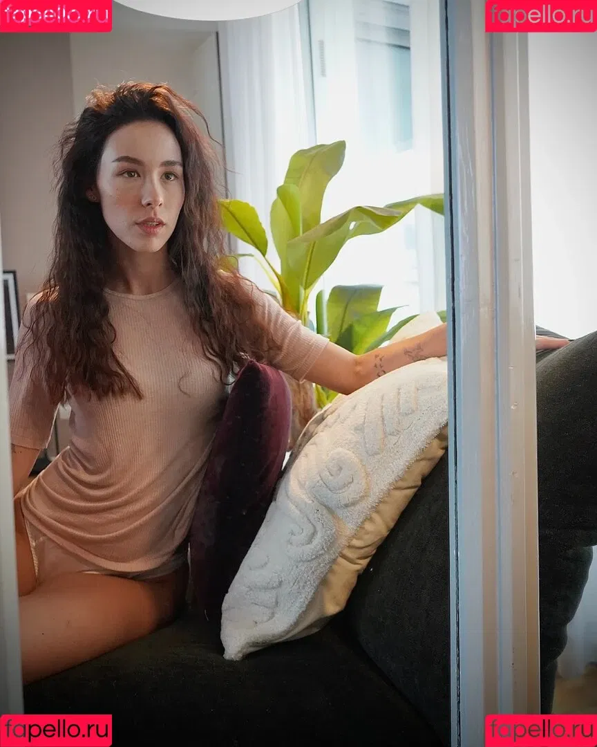 Aurora Ramazzotti / Michelle Hunziker's daughter / therealauroragram Onlyfans Photo Gallery 