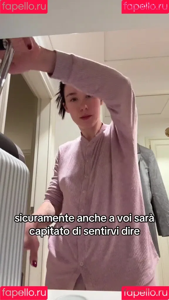 Aurora Ramazzotti / Michelle Hunziker's daughter / therealauroragram Onlyfans Photo Gallery 