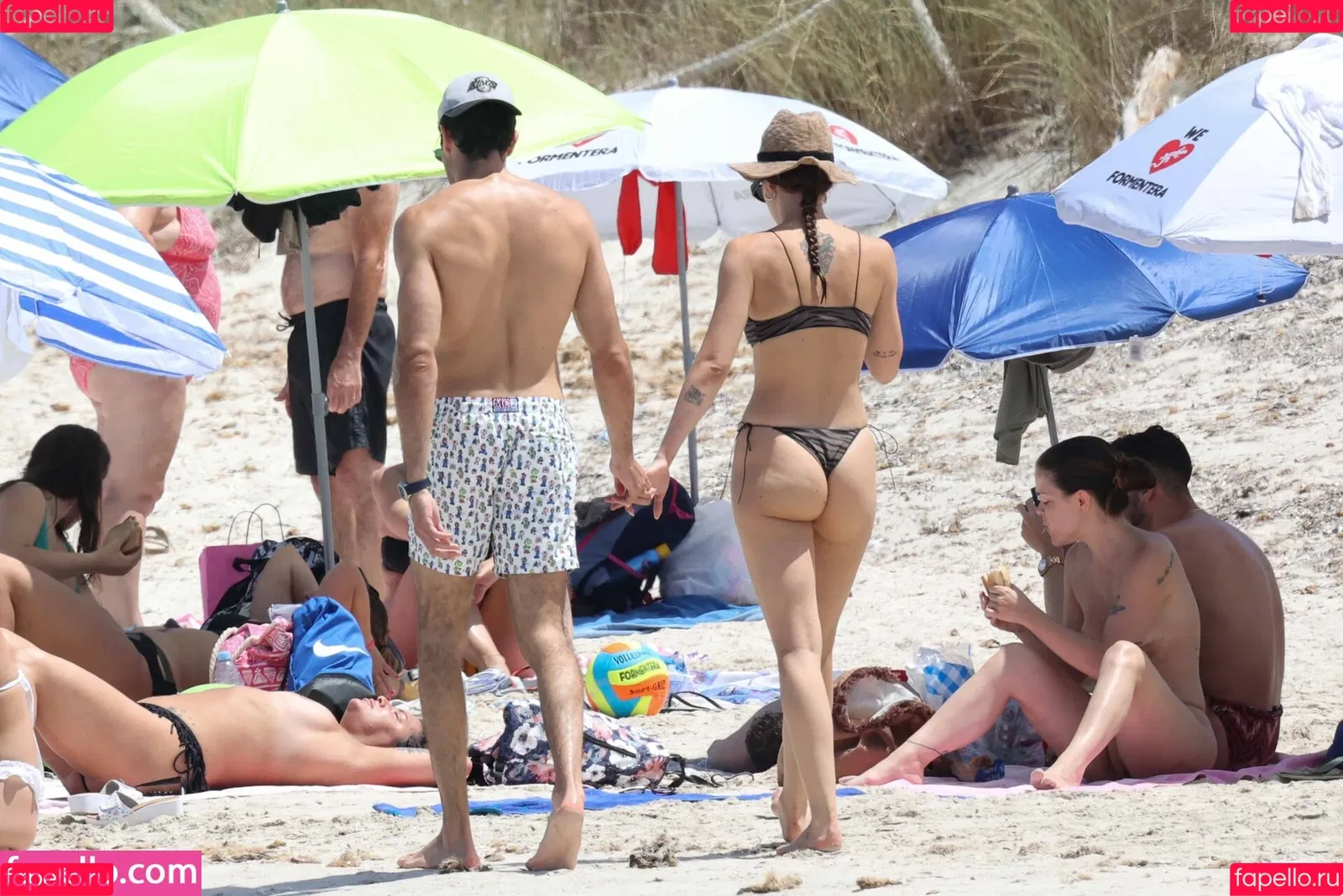 Aurora Ramazzotti / Michelle Hunziker's daughter / therealauroragram Onlyfans Photo Gallery 