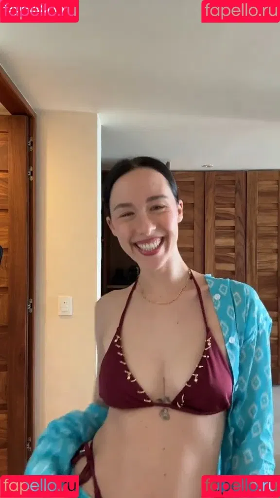 Aurora Ramazzotti / Michelle Hunziker's daughter / therealauroragram Onlyfans Photo Gallery 