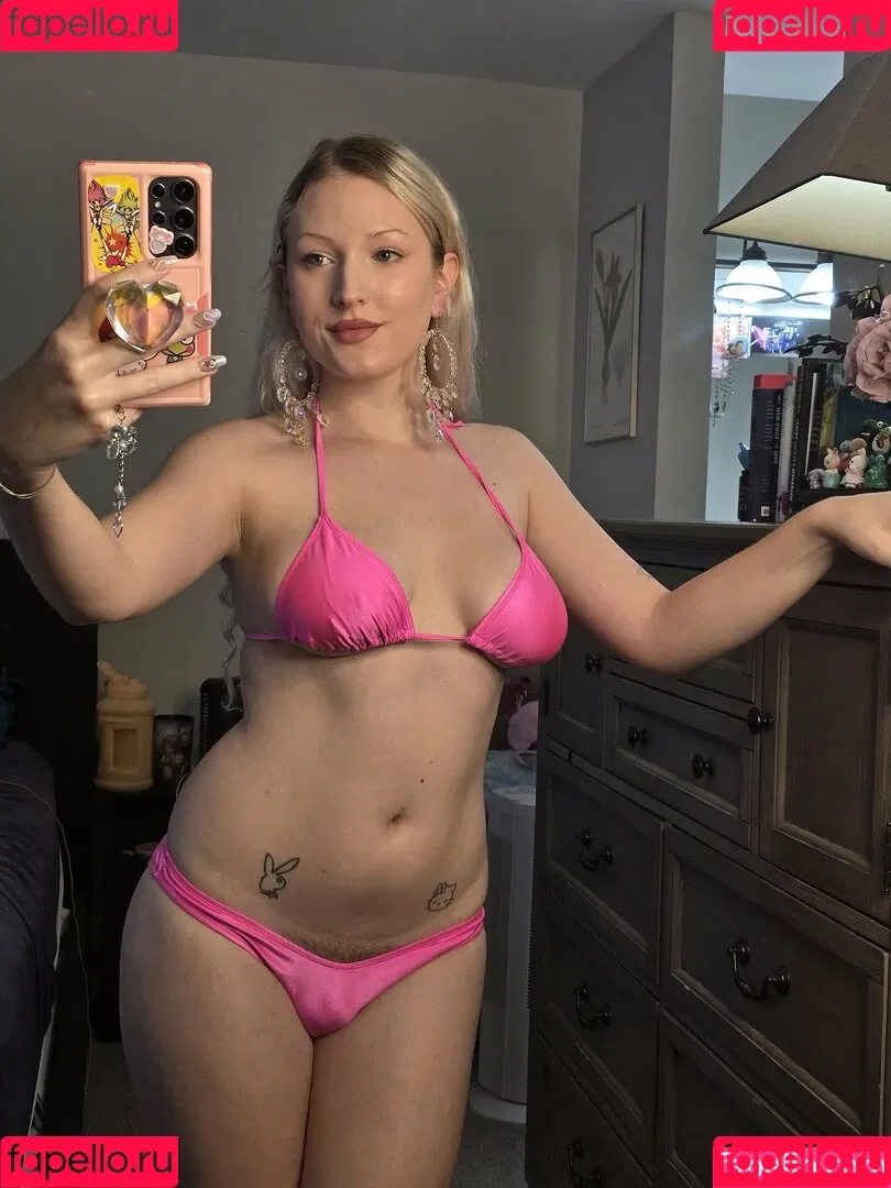 Cece Nicole Smith / anyuser / cecenicolesmith / ittybitty_cece_fitty Onlyfans Photo Gallery 