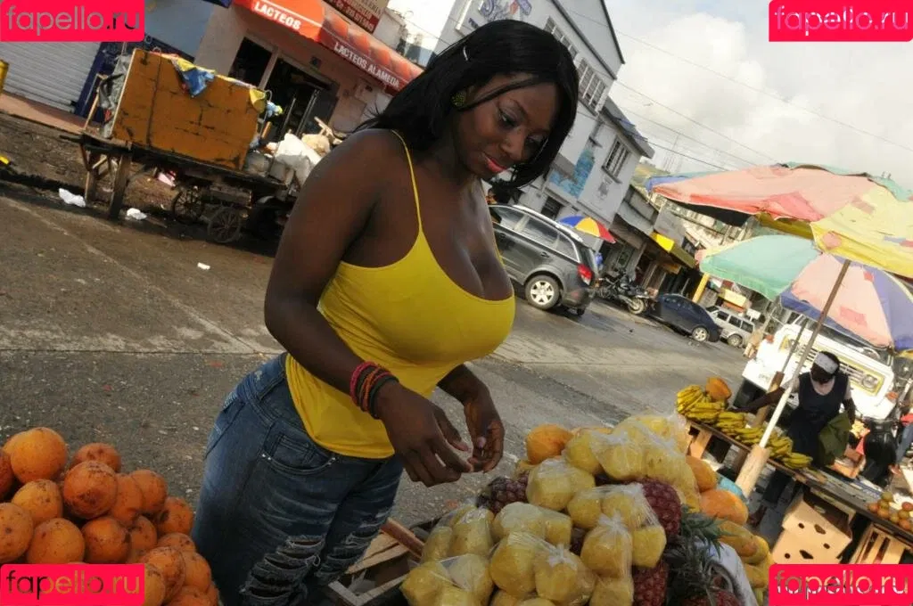 Karina Colombiana / analbombom / karinamarcela_pp Onlyfans Photo Gallery 