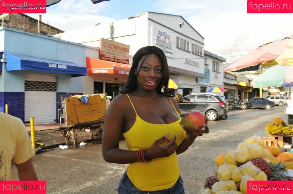 Karina Colombiana / analbombom / karinamarcela_pp Onlyfans Photo Gallery 