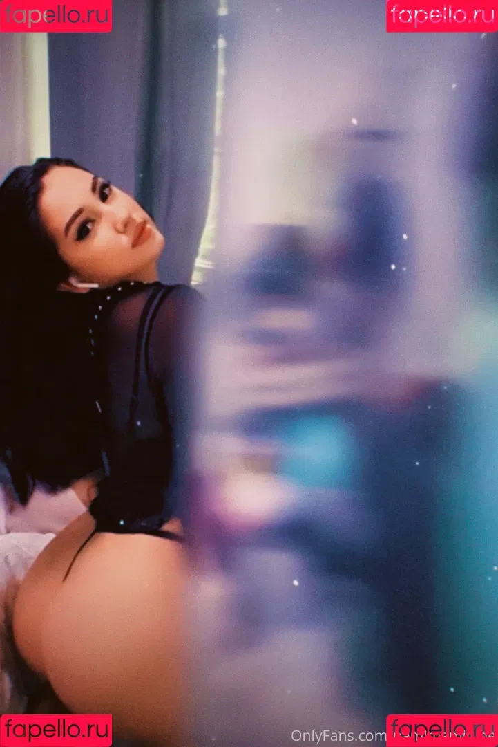 https: / mamiii111 / nami.lune / namimamilune Onlyfans Photo Gallery 