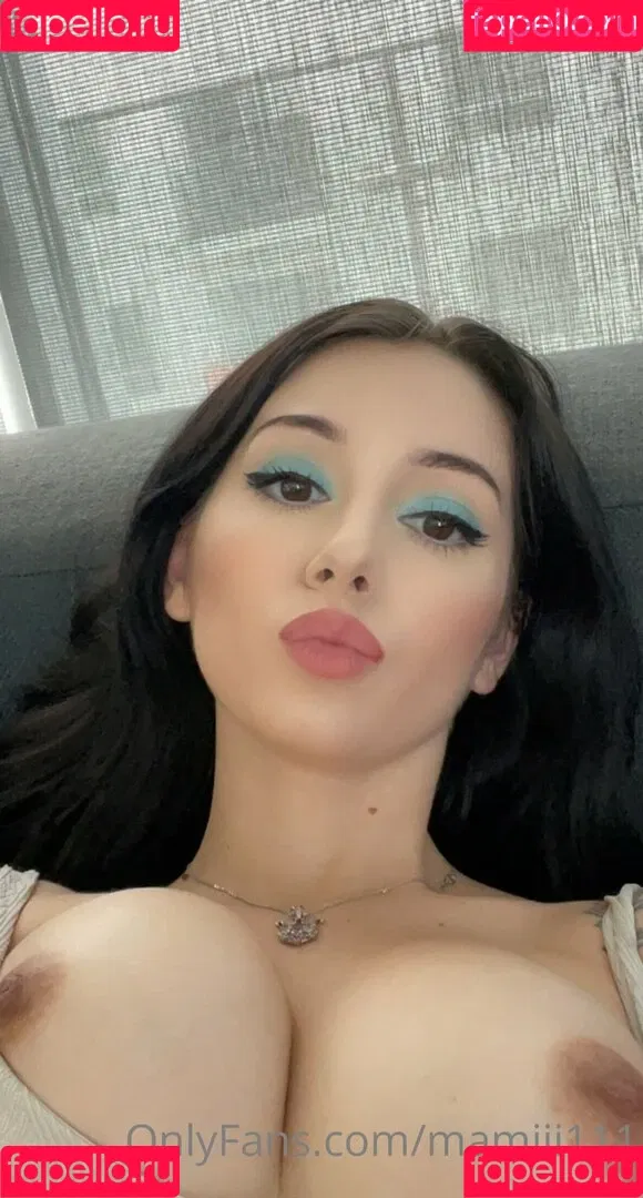 https: / mamiii111 / nami.lune / namimamilune Onlyfans Photo Gallery 