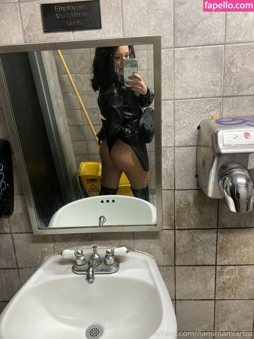 https: / mamiii111 / nami.lune / namimamilune Onlyfans Photo Gallery 