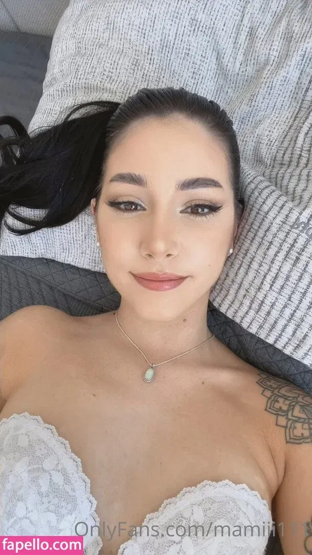 https: / mamiii111 / nami.lune / namimamilune Onlyfans Photo Gallery 