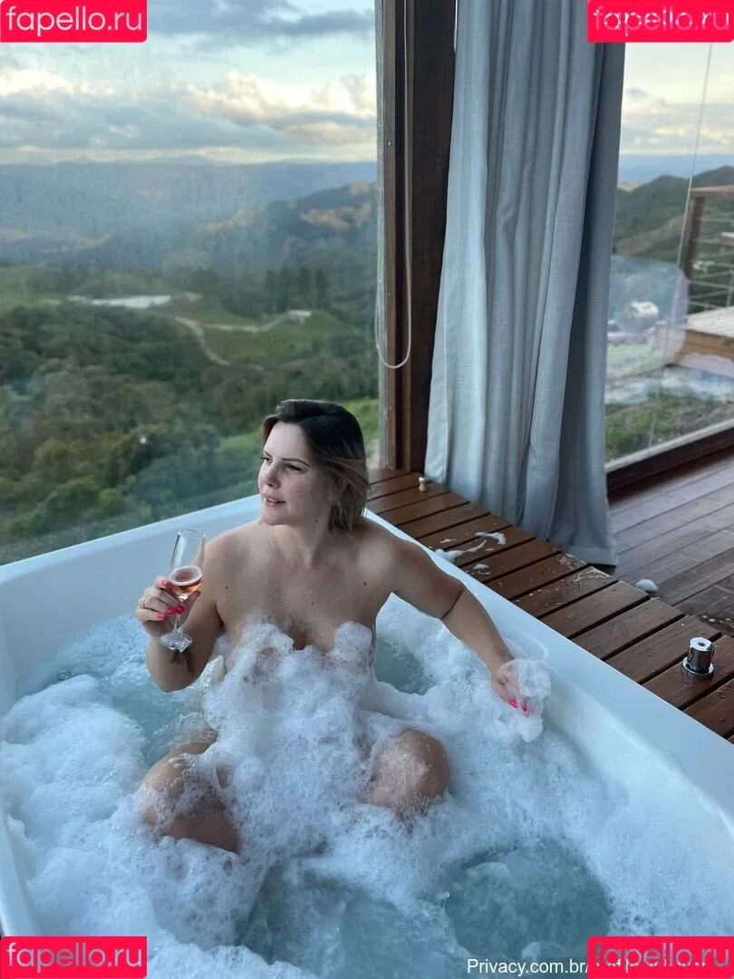 Julia Von Muhlen / juliavon36 / loirajuliavon Onlyfans Photo Gallery 