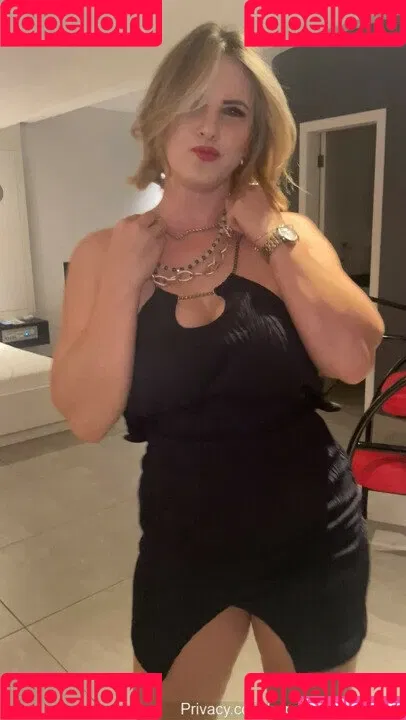 Julia Von Muhlen / juliavon36 / loirajuliavon Onlyfans Photo Gallery 