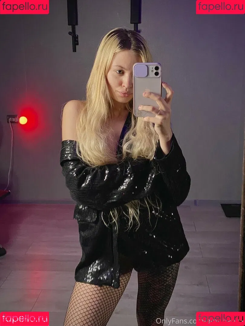 _amy.baby / amy.baby.x Onlyfans Photo Gallery 