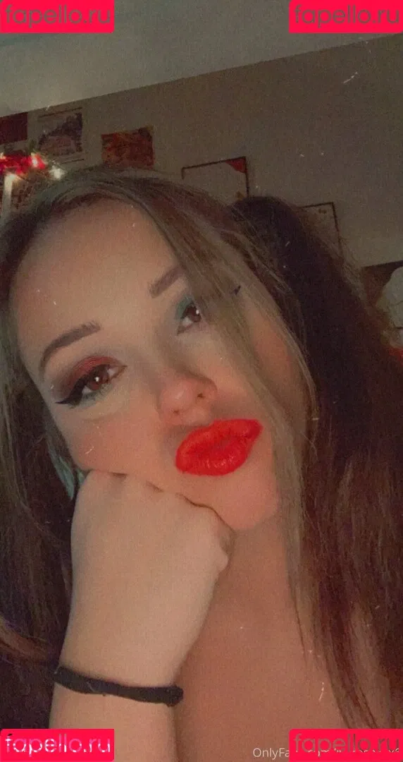 xolittlelady6 / xolittleladyox / xolittleladyxo Onlyfans Photo Gallery 