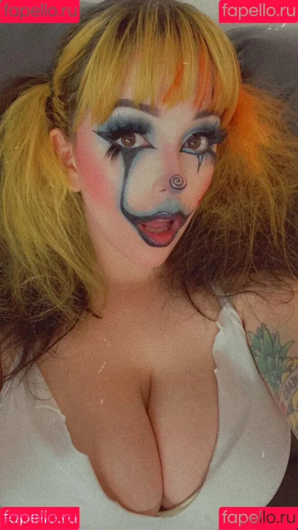 xolittlelady6 / xolittleladyox / xolittleladyxo Onlyfans Photo Gallery 