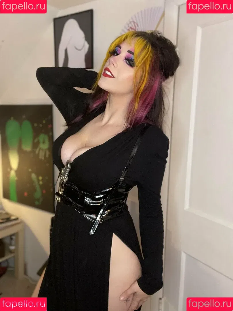 xolittlelady6 / xolittleladyox / xolittleladyxo Onlyfans Photo Gallery 