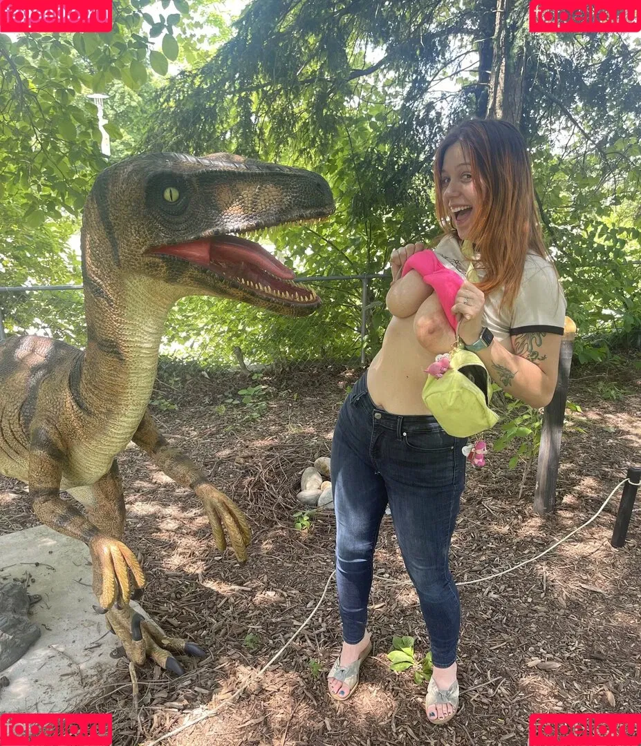 xolittlelady6 / xolittleladyox / xolittleladyxo Onlyfans Photo Gallery 