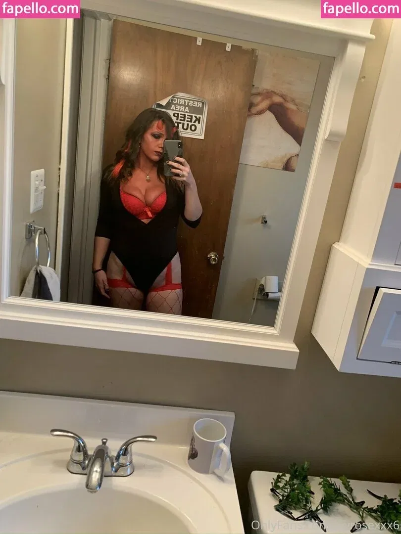 xolittlelady6 / xolittleladyox / xolittleladyxo Onlyfans Photo Gallery 