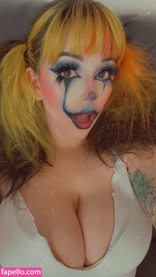 xolittlelady6 / xolittleladyox / xolittleladyxo Onlyfans Photo Gallery 