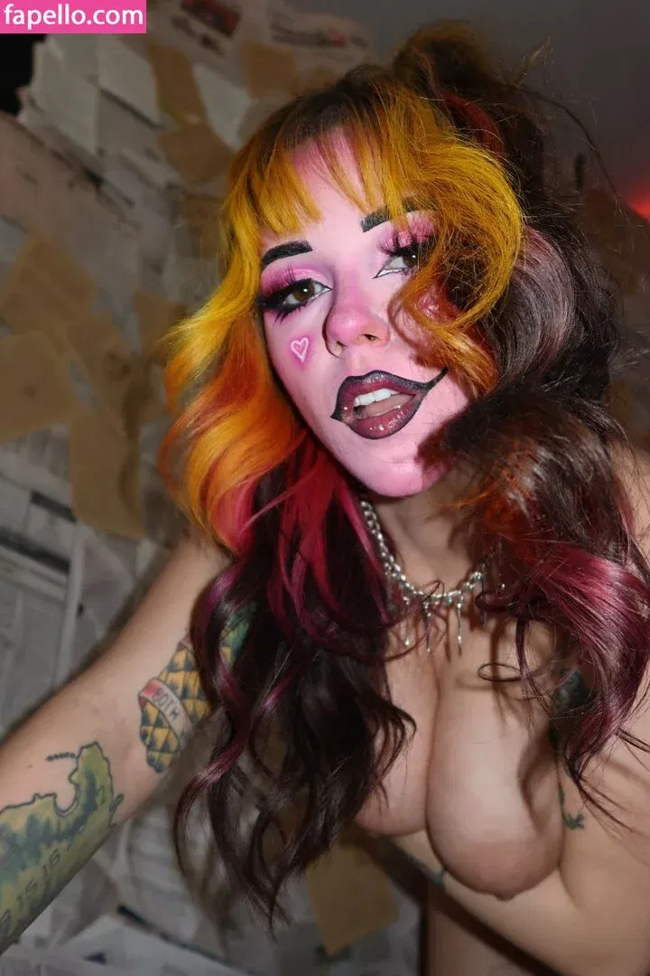 xolittlelady6 / xolittleladyox / xolittleladyxo Onlyfans Photo Gallery 