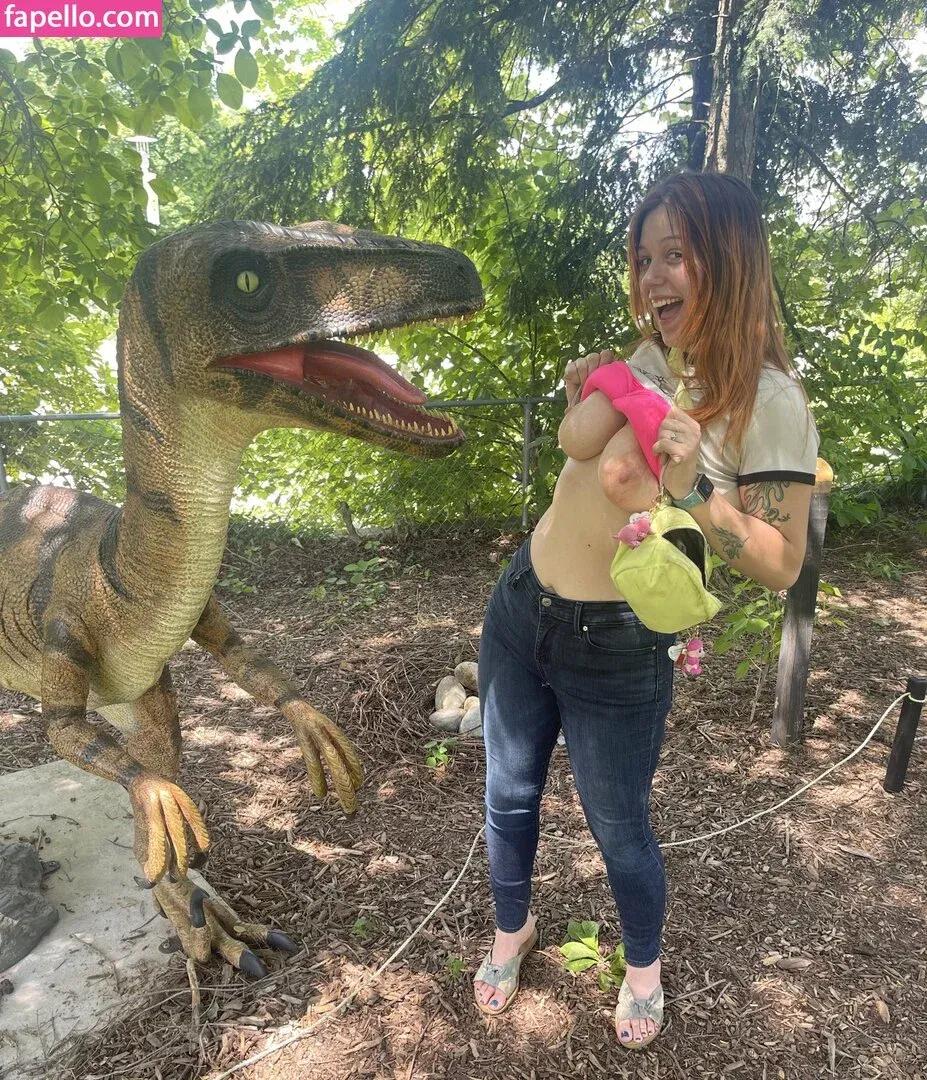 xolittlelady6 / xolittleladyox / xolittleladyxo Onlyfans Photo Gallery 