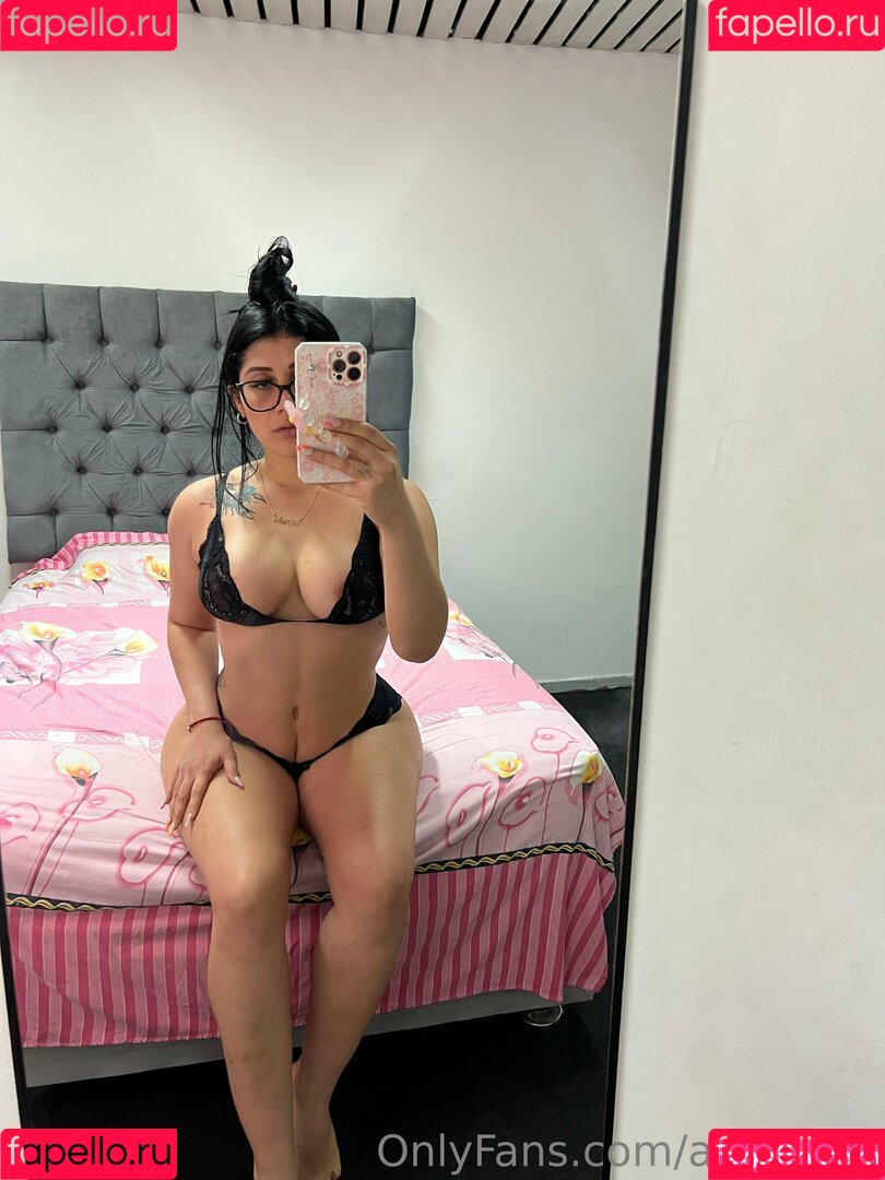 annykalif Onlyfans Photo Gallery 