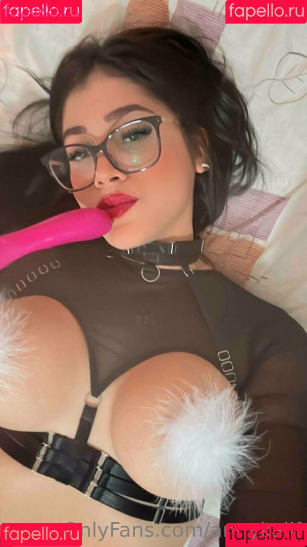 annykalif Onlyfans Photo Gallery 